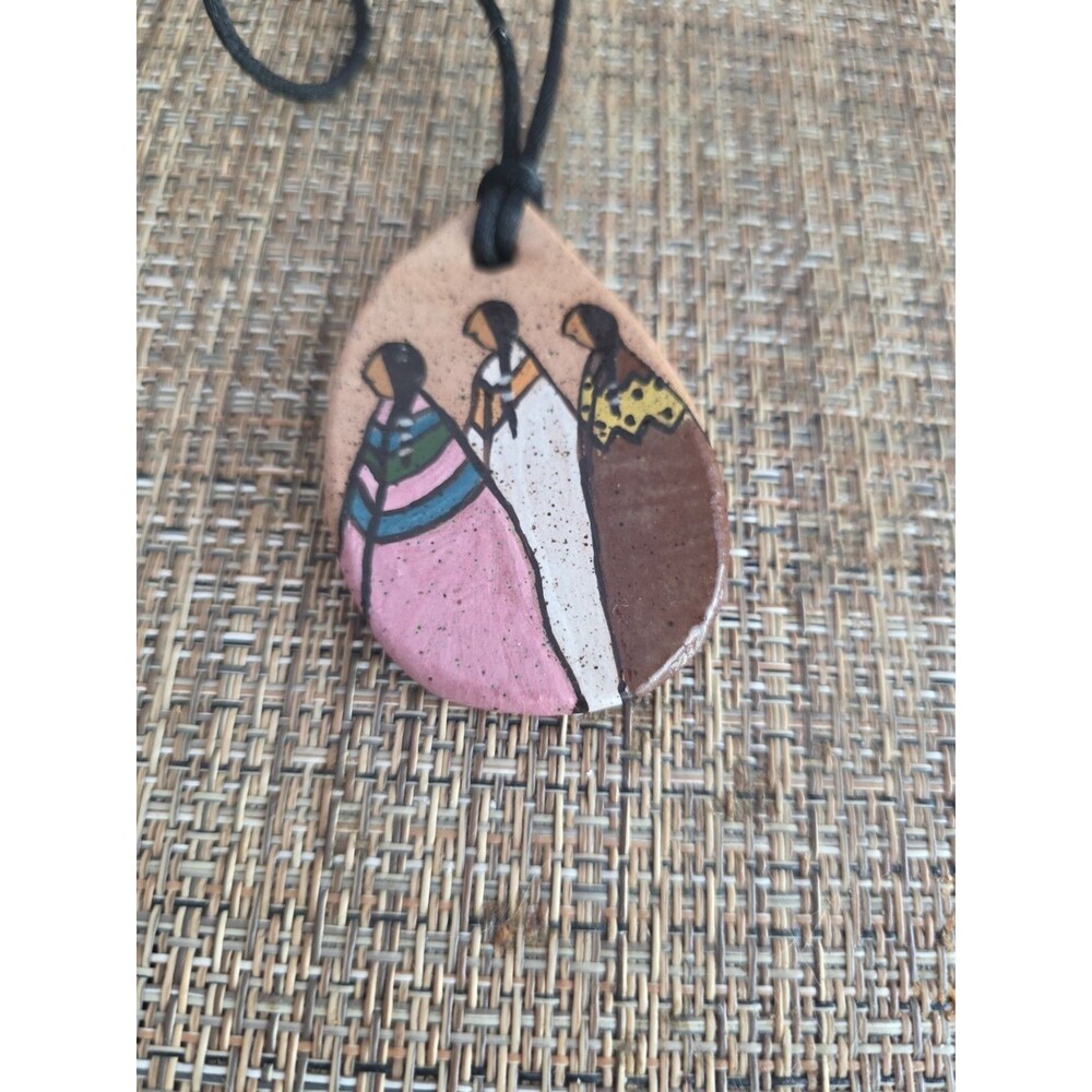 Vintage Native American Hand Painted Necklace Women-signed
